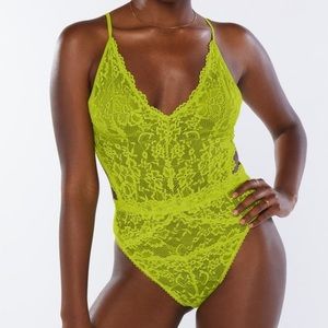🆕SAVAGE X FENTY Green Floral Lace Teddy - Size: S